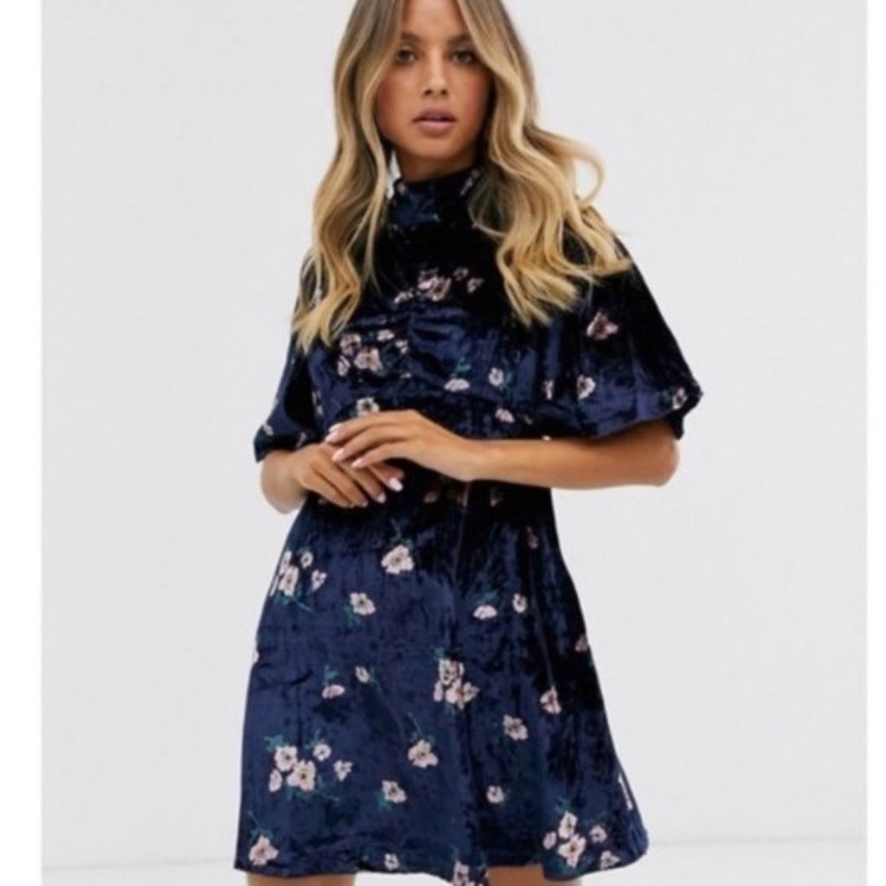 Free People Be My Baby Velvet Boho Dress Sz 6 NWT